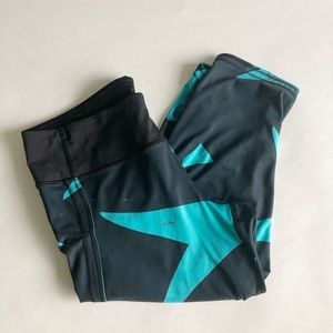 Lululemon Black Blue Cut Mid Rise Leggings size 4